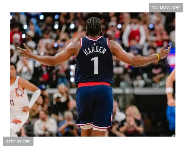 三节战报：太阳85-80领先快船，哈登12分10助攻两双