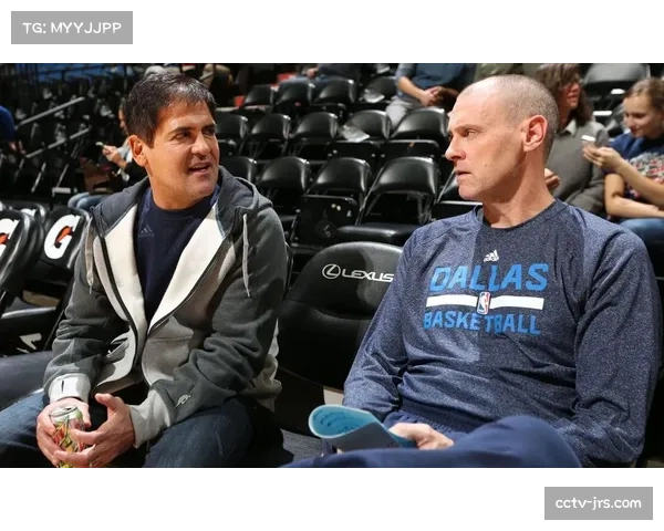 东契奇带伤出战独行侠，腿部剧痛影响突破效率