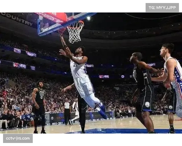 76人客场大胜雄鹿，字母哥离队传闻再度升温