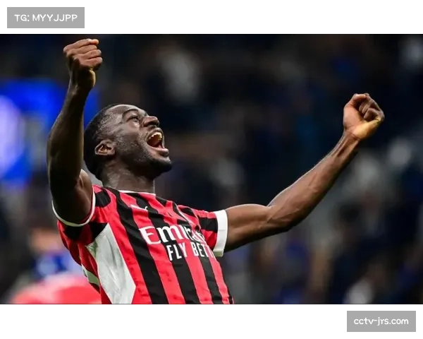 AC米兰与新的胸前广告赞助商谈判进入最后阶段,金额有望破纪录。 AC米兰与新的胸前广告赞助商谈判进入最后阶段,金额有望破纪录。